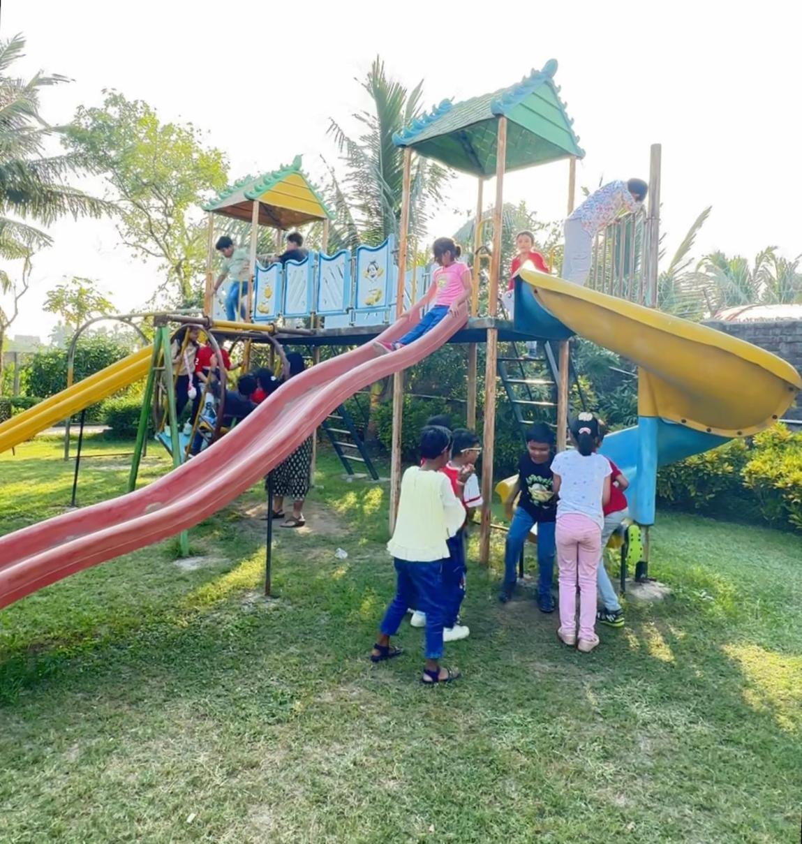 Palli Bangla Resort, Near Ruby Hospital, Anandapur Kolkata Eksteriør bilde