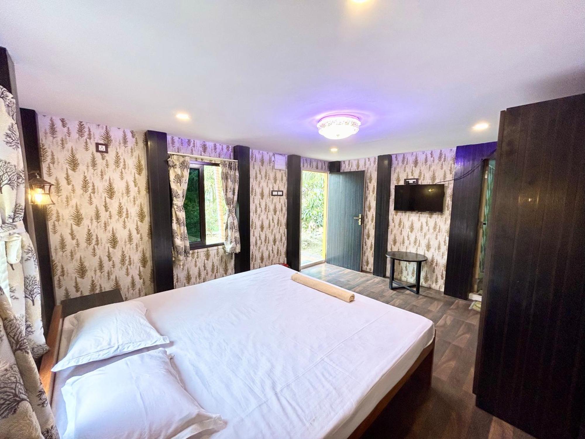 Palli Bangla Resort, Near Ruby Hospital, Anandapur Kolkata Eksteriør bilde